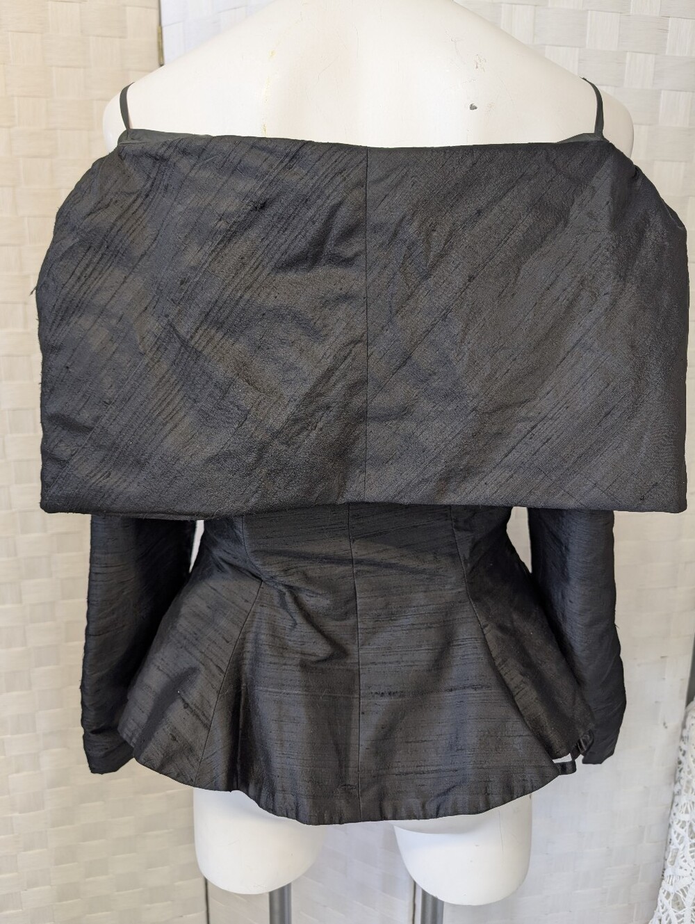 VINTAGE Silk Corset Black Off-Shoulder Floral Accent Women's Top - Picture 4 of 9